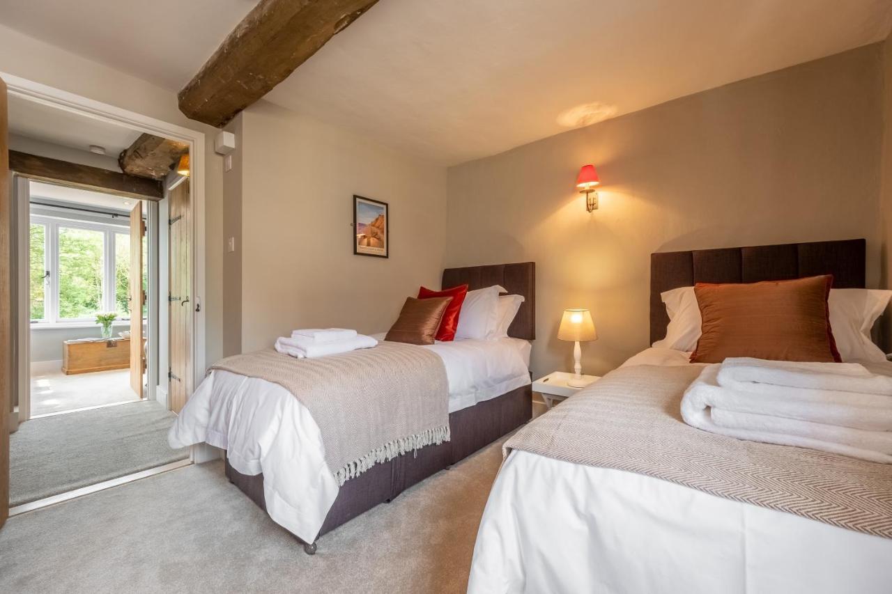 Heavenly 16Th Century Cottage In Pretty Rural Village - Swan'S Nest Boxford  Екстериор снимка
